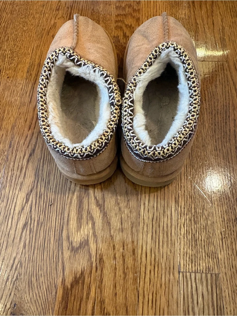 UGG Kids Chestnut Tasman Brown Suede Shearling Slip-On Slippers